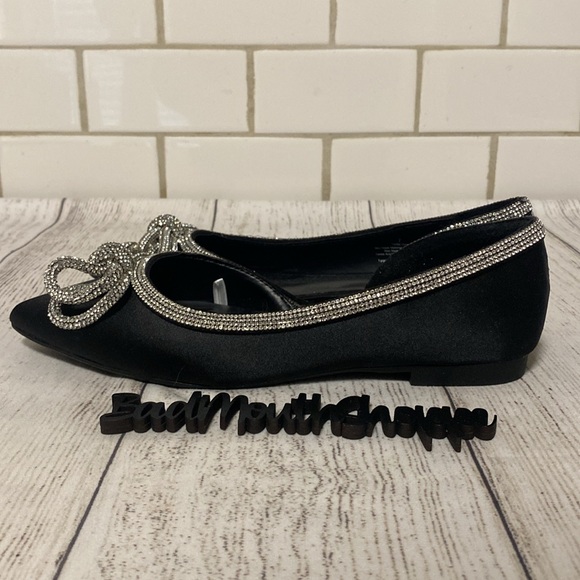 *Women's Juliette Bow Ballet Flats with Memory Foam Insole - A New Day Black 7 - Picture 4 of 9